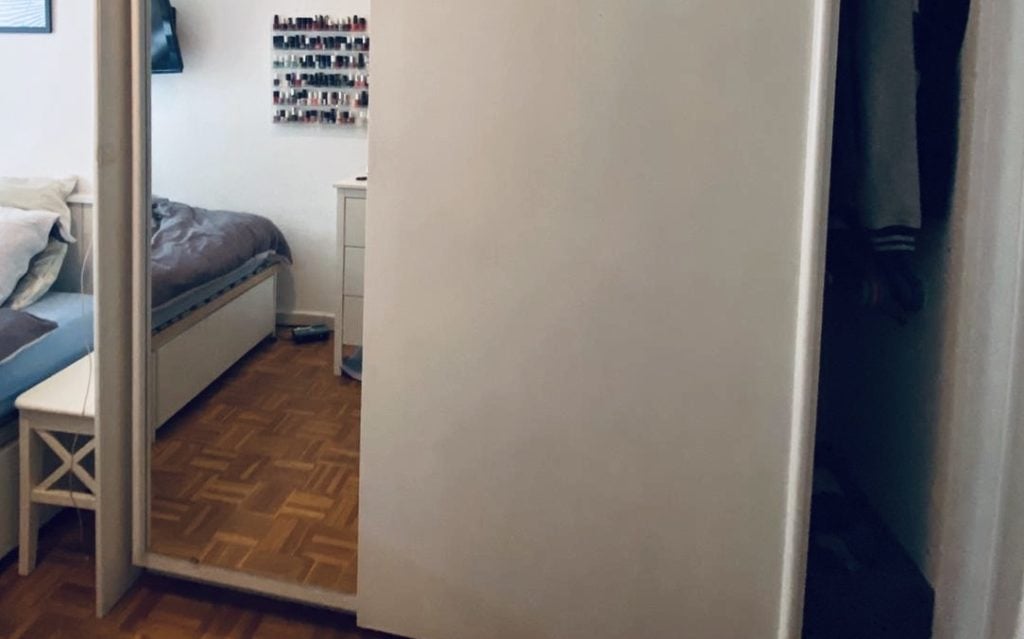 Schiebetürenschrank
